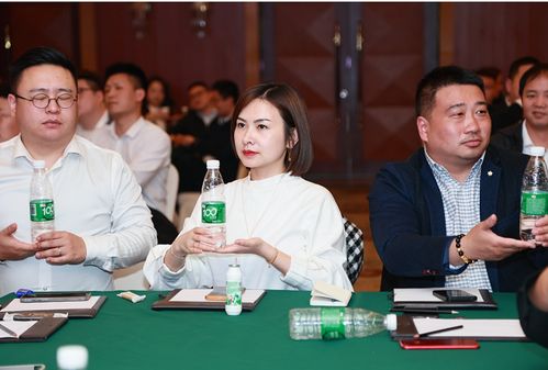 李亞晶 2021 宜昌人福 重慶團隊員工禮儀培訓